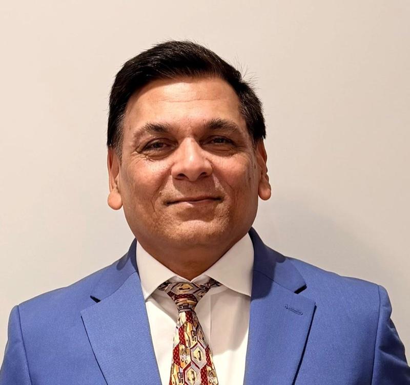 Mr Manish Khandelwal